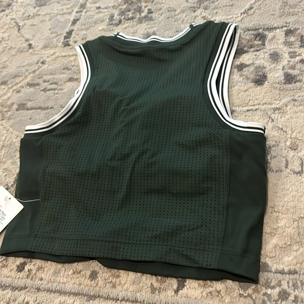 LULULEMON Varsity Scoop-Neck Cropped Tennis Tank Top Medium Support, B/C NWT - Picture 13 of 14